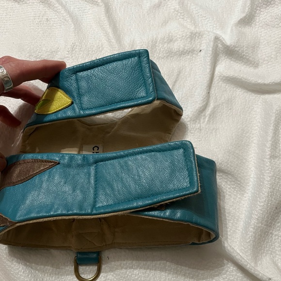 CHEIN Coature Leather Harness - Picture 2 of 5